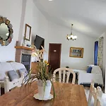 Casa Molina Lodge